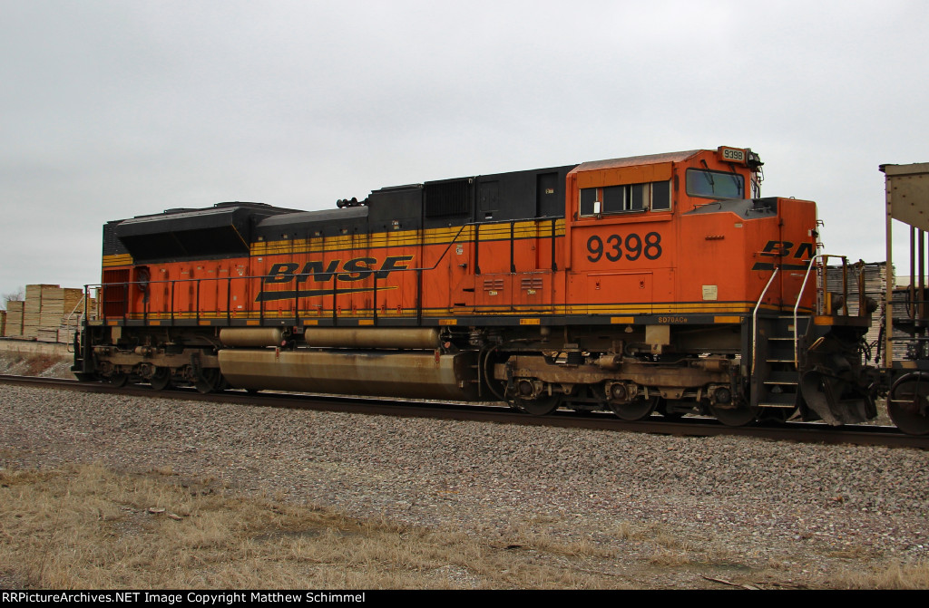 BNSF 9398 - DPU